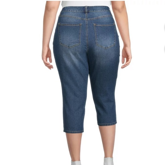 NEW A3 Denim Women's Plus Size Constructed Waist Capris Size: 16w - Picture 3 of 7